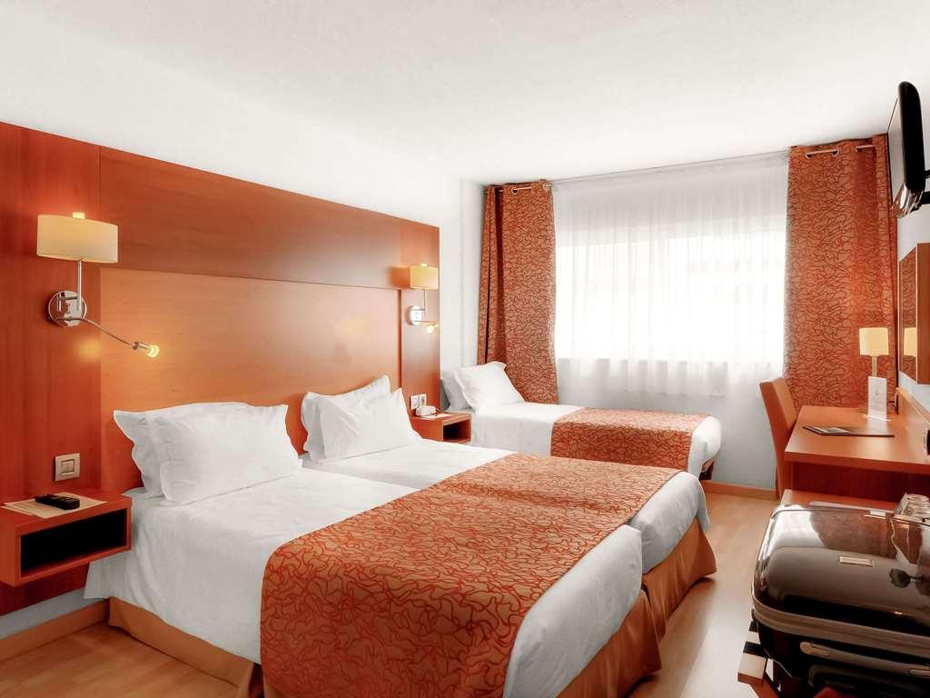 Mercure Saint Raphael Centre Plage Oda fotoğraf